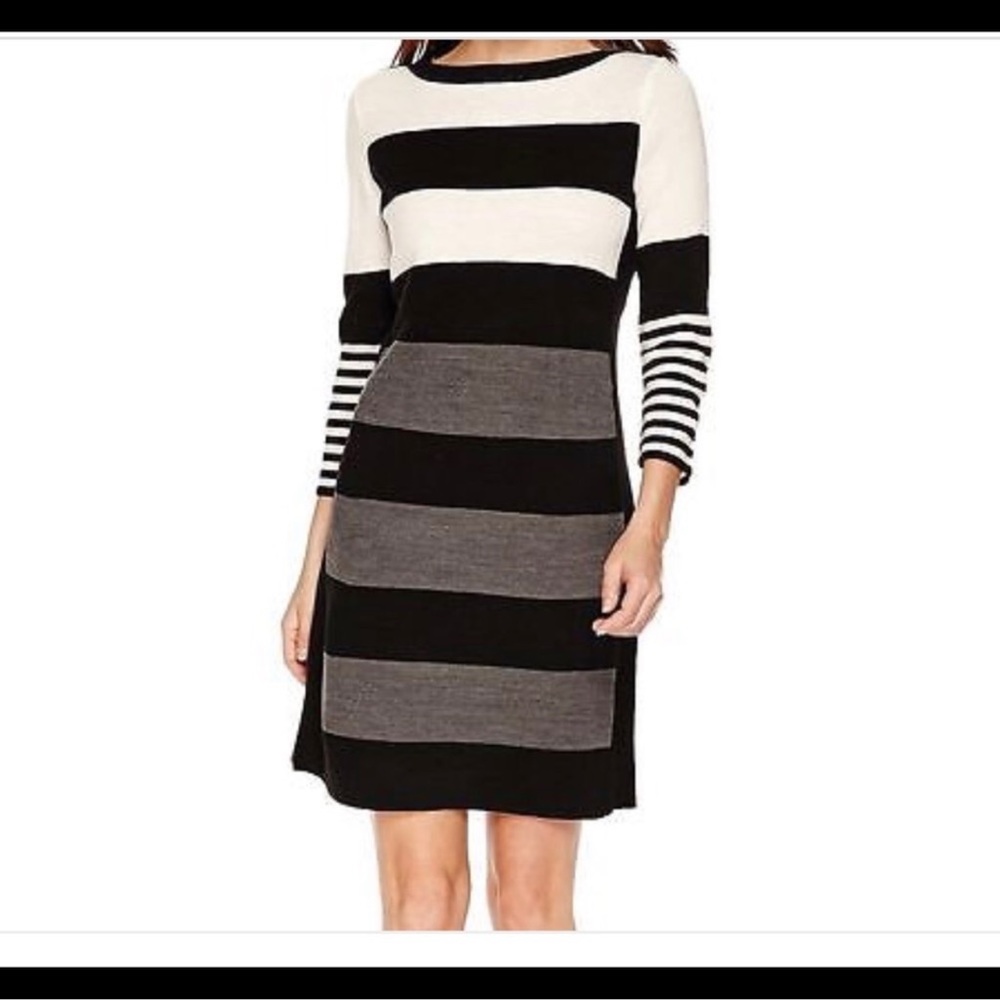 💗SANDRA DARREN Sweater Dress